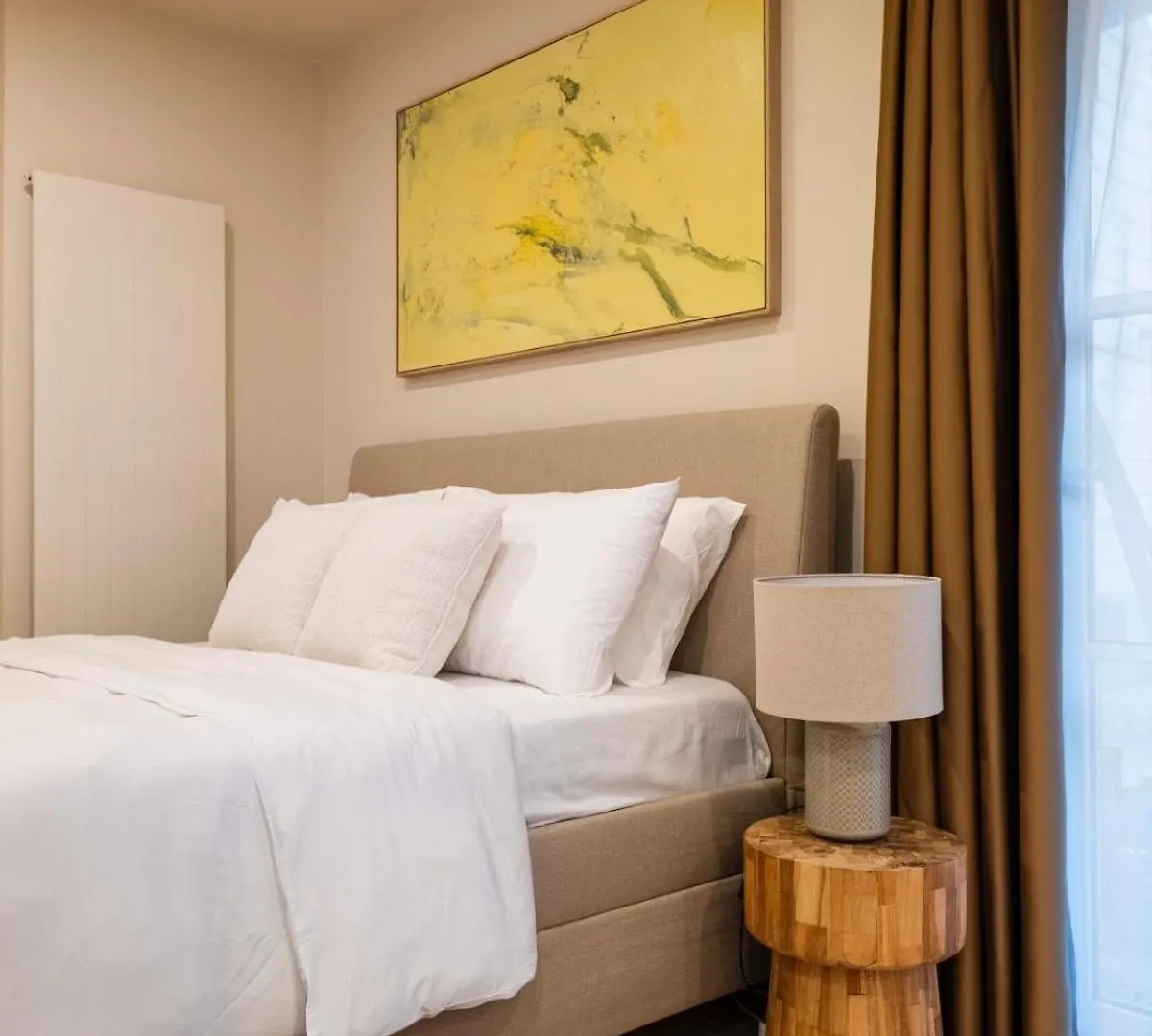 Alexa Spacious Design Apart Up To 10 Persons - Parking - Superfast Wifi Berlino 0*,  Germania